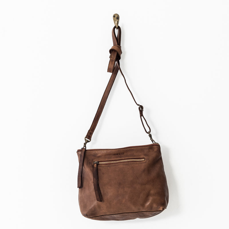 Large Essential Pouch (5242980925607)