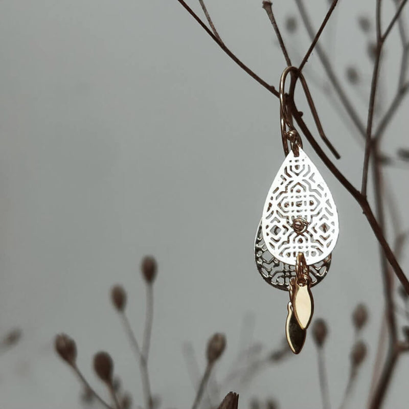 Shining Aura Earrings (5833469165735)