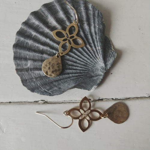 Orchid Blaze Earrings (6870298984615)